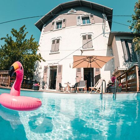 Le Serenite - T3 En Maison De Ville Avec Piscine Annecy Luaran gambar