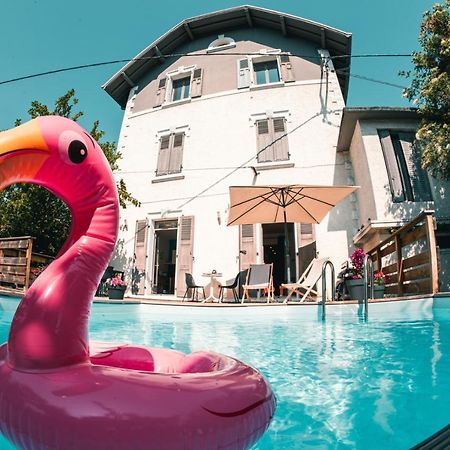 Le Serenite - T3 En Maison De Ville Avec Piscine Annecy Luaran gambar