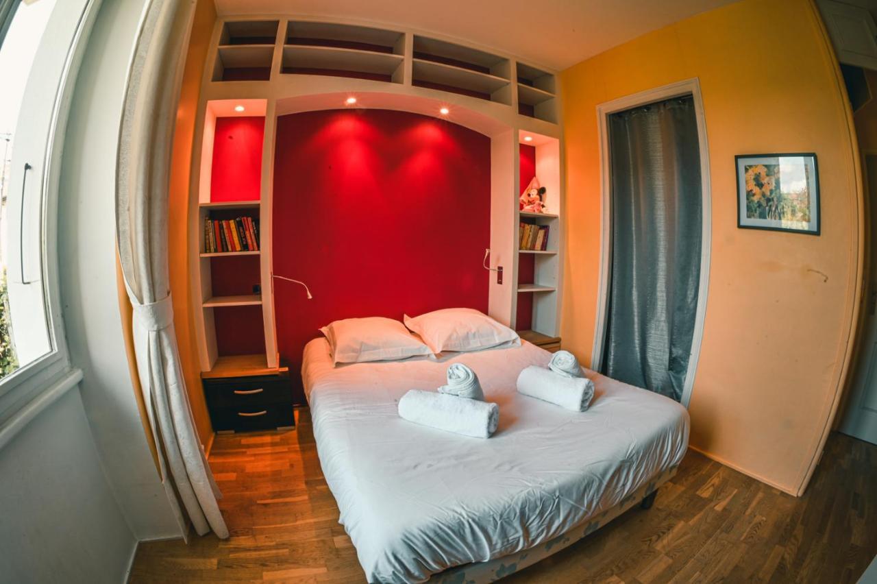 Le Serenite - T3 En Maison De Ville Avec Piscine Annecy Luaran gambar